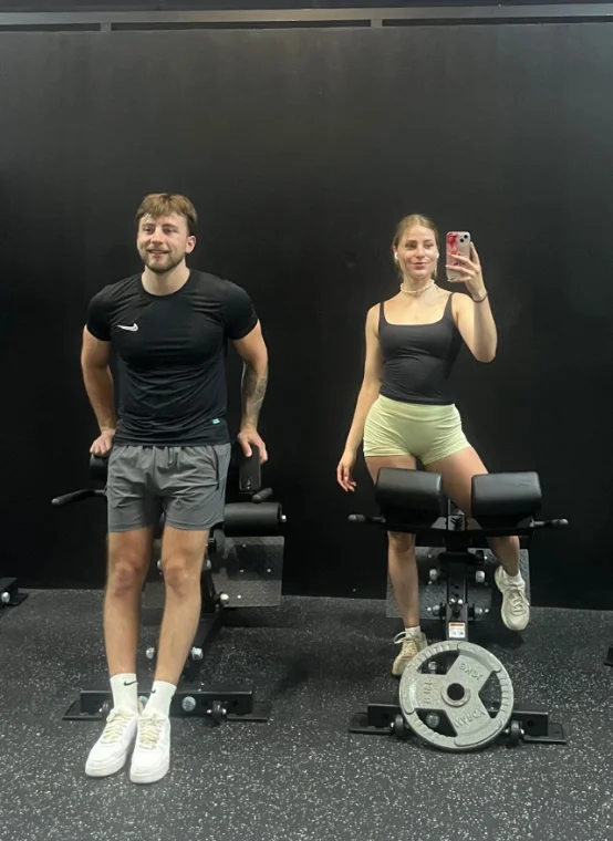Severin beim Training im Fitnessstudio